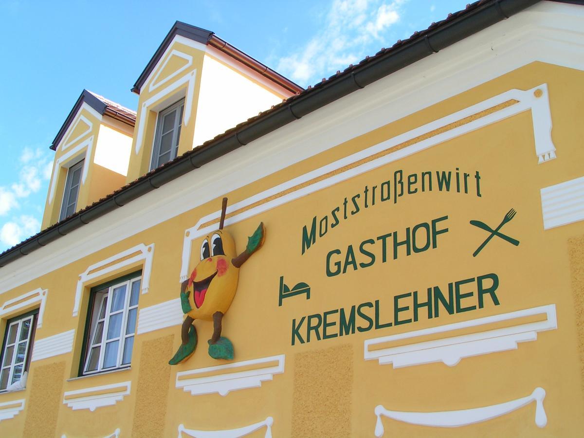 Gasthof Kremslehner Stephanshart Buitenkant foto